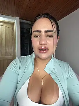 Miilana  online show from May 11, 9:56 pm