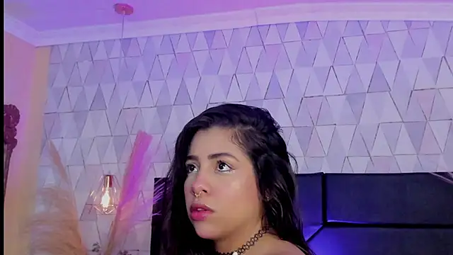 CloheBell online show from February 26, 11:42 am