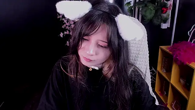 May Ling online show from June 18, 11:36 am
