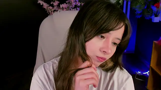 May Ling online show from July 16, 11:27 am