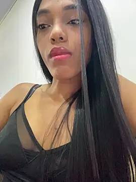 Brunette  XXX online show from March 17, 7:39 pm