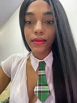 Brunette  XXX online show from March 28, 7:24 pm