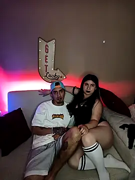 LATINLOVERS 1 online show from February 27, 4:45 am