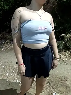 Royal street 1 online show from March 26, 6:30 am