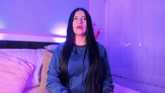 Snapshot of Pau_Rios chatting on February 28, 7:37 pm Pau Rios online show from February 28, 7:37 pm