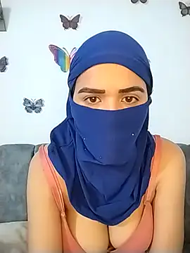 sarah Dau online show from February 19, 5:14 am