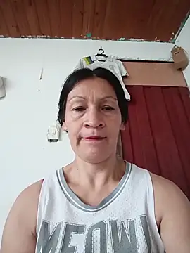 Snapshot of Layla_Zaid chatting on March 6, 12:34 pm Layla Zaid online show from March 6, 12:34 pm