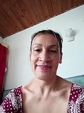 Snapshot of Layla_Zaid chatting on March 24, 1:38 pm Layla Zaid online show from March 24, 1:38 pm