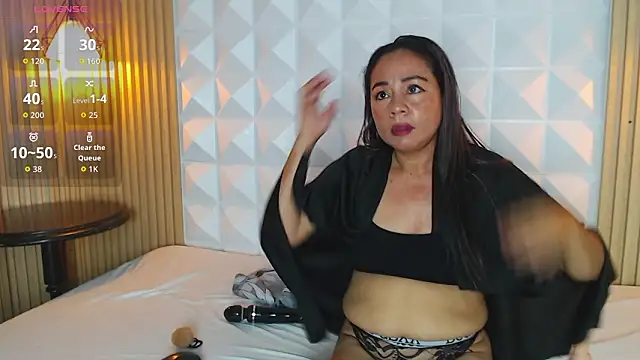 ALANA HADI online show from February 11, 1:16 pm