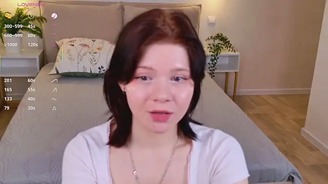 MellyBloomy online show from February 11, 9:47 am