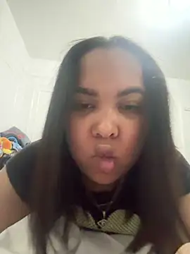 Snapshot of 009lesli chatting on February 17, 3:25 am 009lesli online show from February 17, 3:25 am