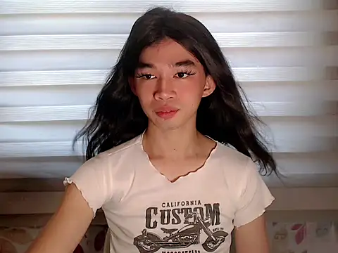 reinaortegax online show from March 29, 2:11 am