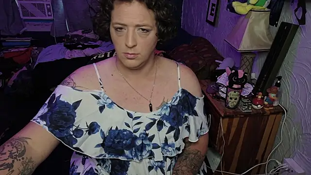 Abagail soft online show from May 10, 12:05 am