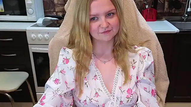 AnitaXVine online show from June 28, 6:14 pm