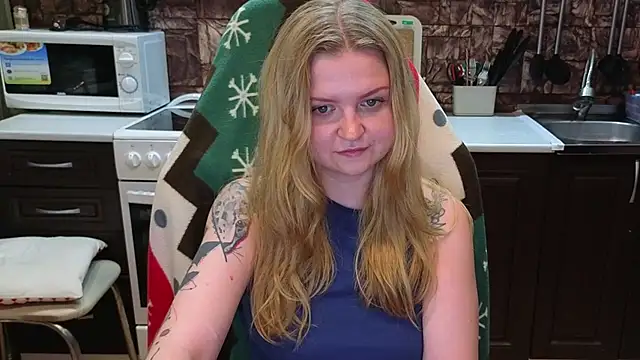 AnitaXVine online show from July 19, 6:00 pm