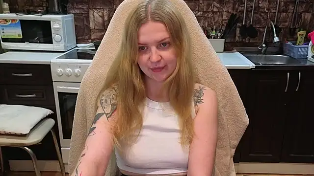 AnitaXVine online show from July 22, 4:43 pm
