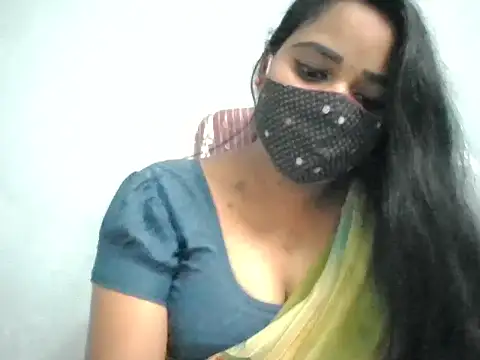 Snapshot of Rathi-priyaa chatting on August 2, 4:22 am Rathi-priyaa online show from August 2, 4:22 am
