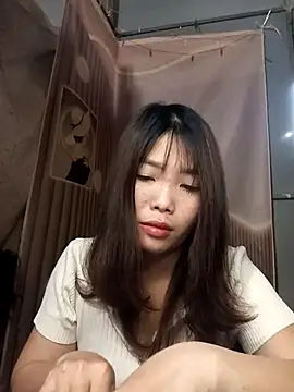 Girl-crazy1 online show from March 20, 8:19 am