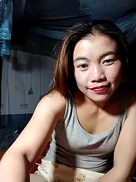 Snapshot of lovely-742 chatting on April 13, 2:11 pm lovely-742 online show from April 13, 2:11 pm