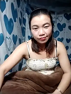 Snapshot of lovely-742 chatting on May 9, 1:38 pm lovely-742 online show from May 9, 1:38 pm