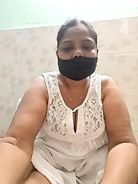 Snapshot of Joyti_07 chatting on March 18, 4:10 pm Joyti 07 online show from March 18, 4:10 pm