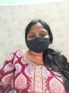 Snapshot of Joyti_07 chatting on March 23, 5:39 pm Joyti 07 online show from March 23, 5:39 pm