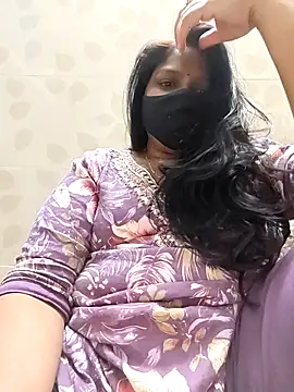 Snapshot of Joyti_07 chatting on March 24, 11:48 am Joyti 07 online show from March 24, 11:48 am