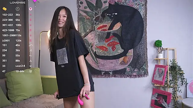 JanelBitther online show from March 22, 7:17 pm