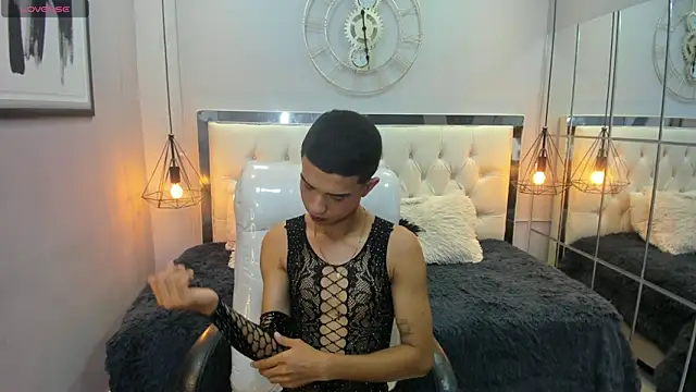 alexking 2 online show from March 26, 6:13 pm