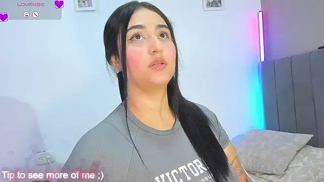 Snapshot of Curvy_sweet chatting on March 15, 9:37 am Curvy sweet online show from March 15, 9:37 am