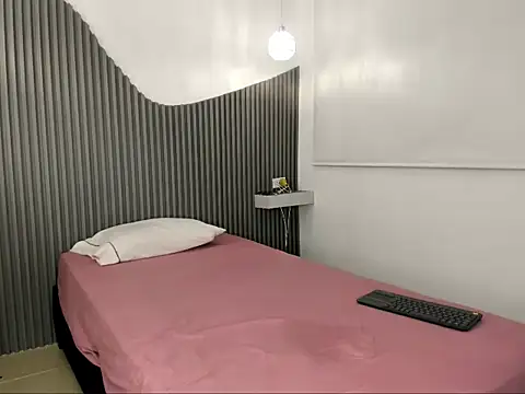 alexj black  online show from April 26, 2:42 am