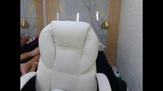 vanessa f online show from June 10, 7:02 pm
