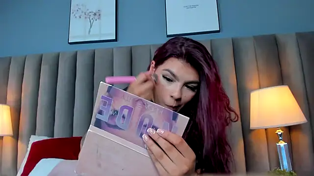 LolaSteven online show from March 5, 7:43 pm