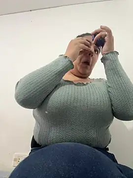 Nahoomii3 online show from February 11, 10:04 pm