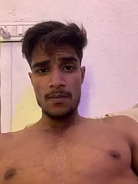 Snapshot of kaushikhotty chatting on April 23, 9:06 pm kaushikhotty online show from April 23, 9:06 pm