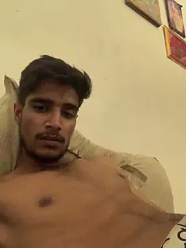 Snapshot of kaushikhotty chatting on April 30, 10:14 pm kaushikhotty online show from April 30, 10:14 pm