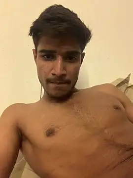 Snapshot of kaushikhotty chatting on May 10, 6:46 pm kaushikhotty online show from May 10, 6:46 pm