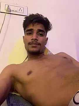 Snapshot of kaushikhotty chatting on May 22, 8:36 pm kaushikhotty online show from May 22, 8:36 pm