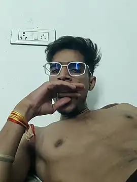 Snapshot of kaushikhotty chatting on May 30, 7:44 pm kaushikhotty online show from May 30, 7:44 pm