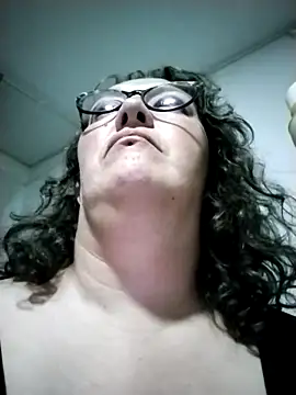  Saraqueen online show from March 6, 12:40 am