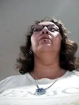  Saraqueen online show from March 11, 9:54 pm