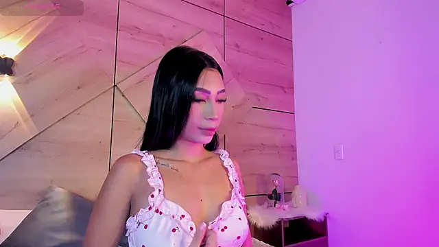  victoria lee online show from February 20, 12:05 pm