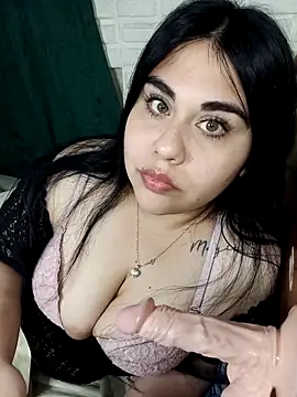 Snapshot of Sol_luvv chatting on March 5, 1:29 pm Sol luvv online show from March 5, 1:29 pm