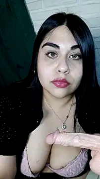 Snapshot of Sol_luvv chatting on March 13, 9:21 pm Sol luvv online show from March 13, 9:21 pm