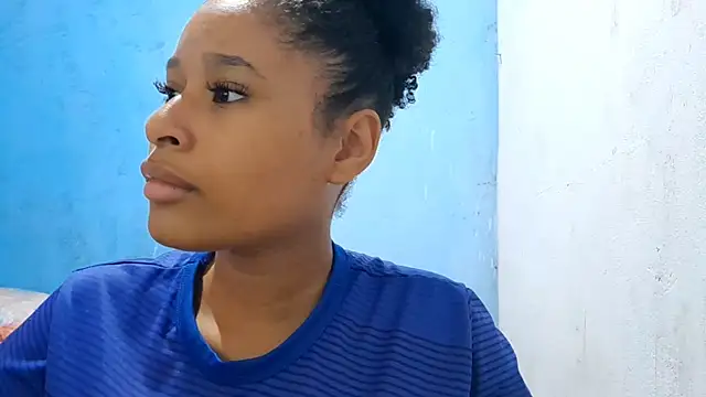 MadelynStamant online show from March 28, 1:11 pm