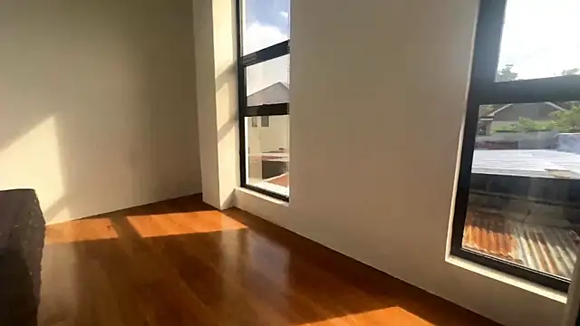 JacquettaUpadhyaya online show from February 19, 1:12 am