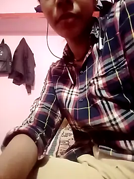 Snapshot of tocixgi chatting on February 16, 8:32 am tocixgi online show from February 16, 8:32 am