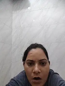 Anushka Singh0 online show from June 15, 6:04 am