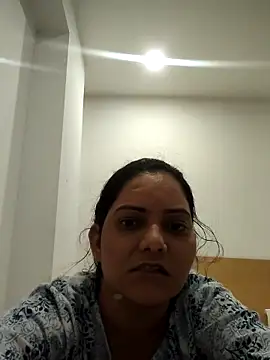 Snapshot of Anushka_Singh0 chatting on June 20, 3:26 pm Anushka Singh0 online show from June 20, 3:26 pm