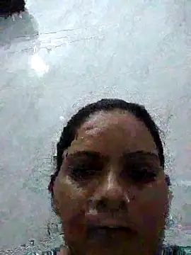 Snapshot of Anushka_Singh0 chatting on July 2, 4:24 pm Anushka Singh0 online show from July 2, 4:24 pm